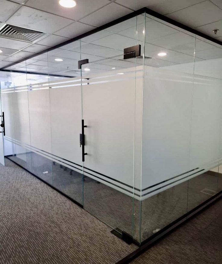 Circular architectural opening with refined glass detail